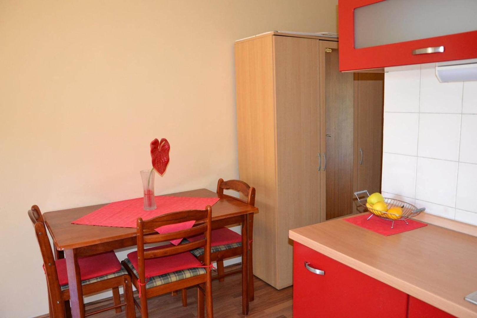 Apartments Kodzoman
