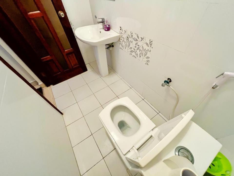 Lux Suites Lamera Beachfront Apartments