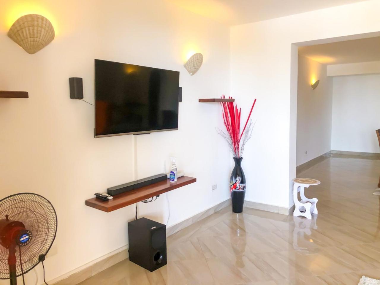 Lux Suites Lamera Beachfront Apartments
