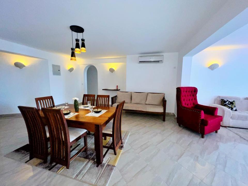 Lux Suites Lamera Beachfront Apartments