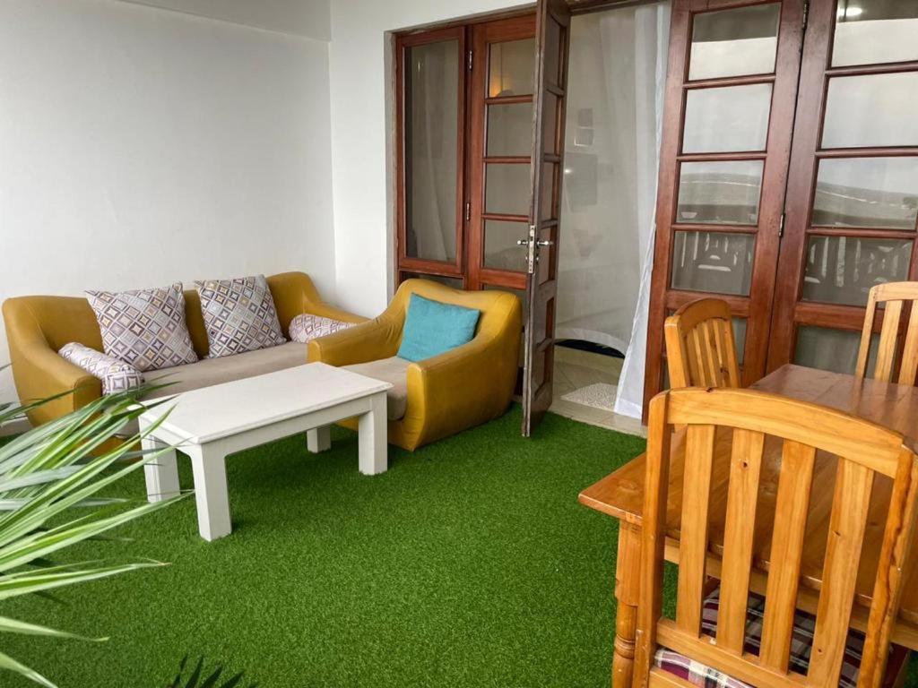 Lux Suites Lamera Beachfront Apartments