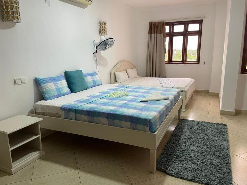 Lux Suites Lamera Beachfront Apartments
