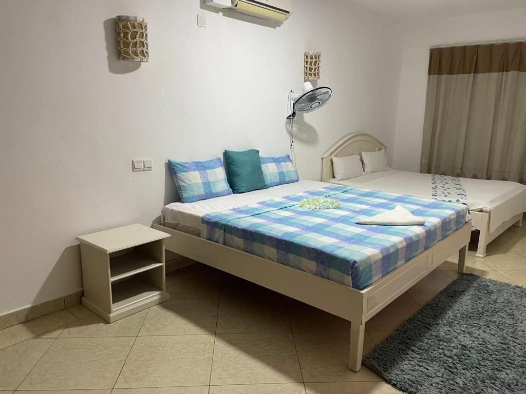 Lux Suites Lamera Beachfront Apartments