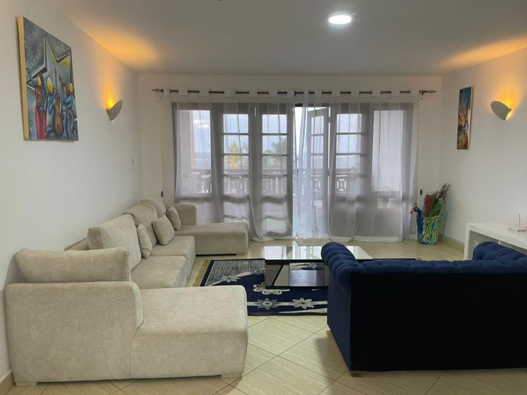 Lux Suites Lamera Beachfront Apartments