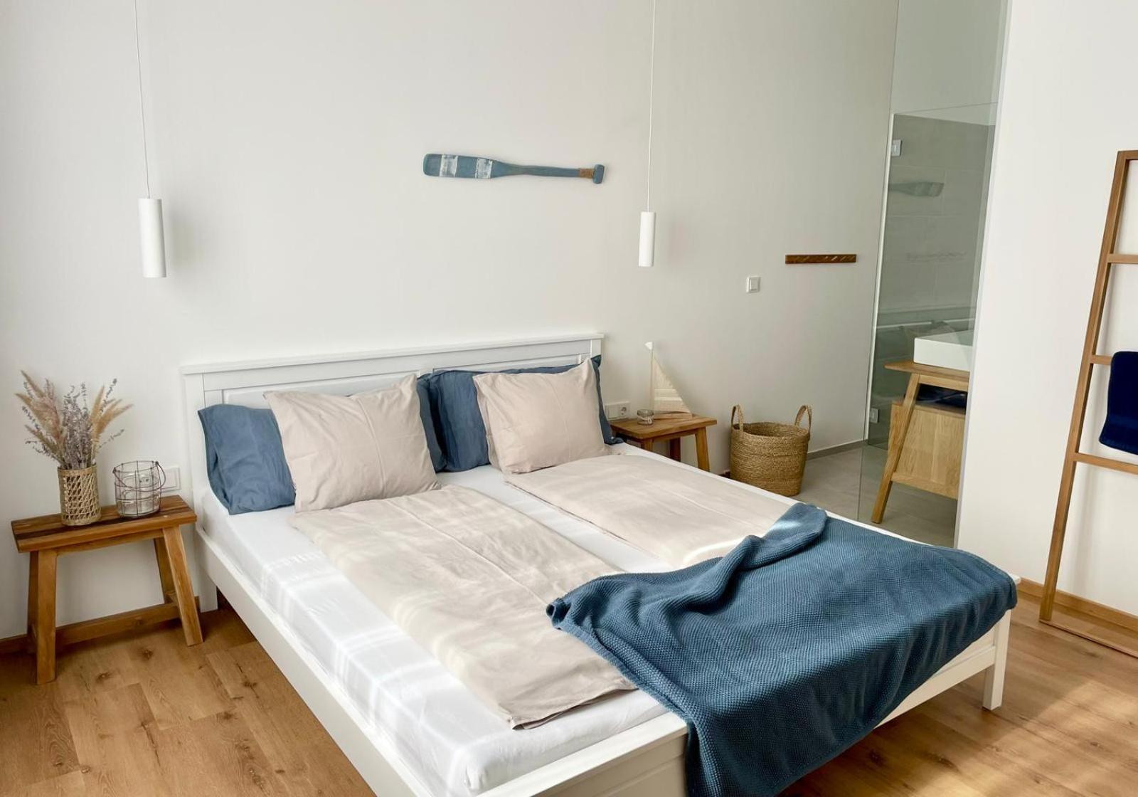 Pannonia Apartments