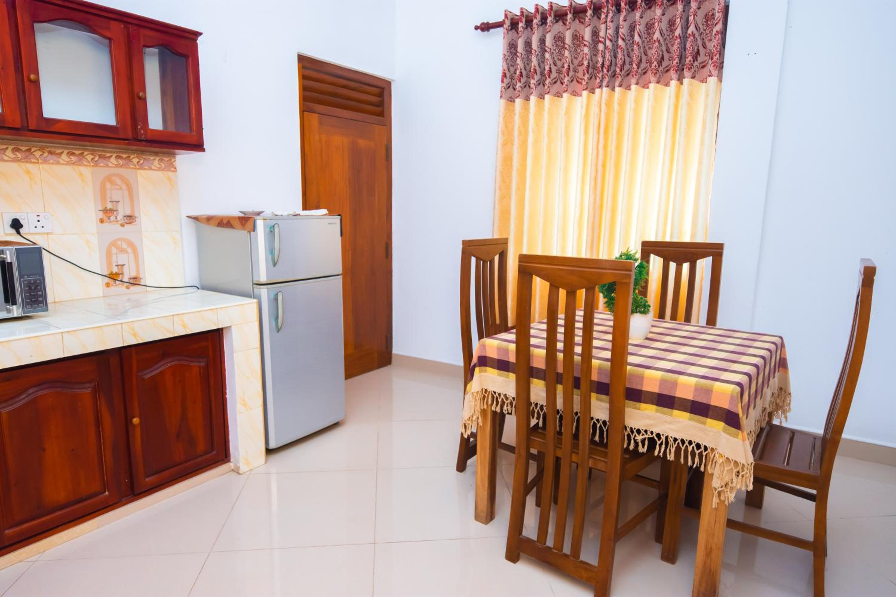 SHYNI Guest House view 3