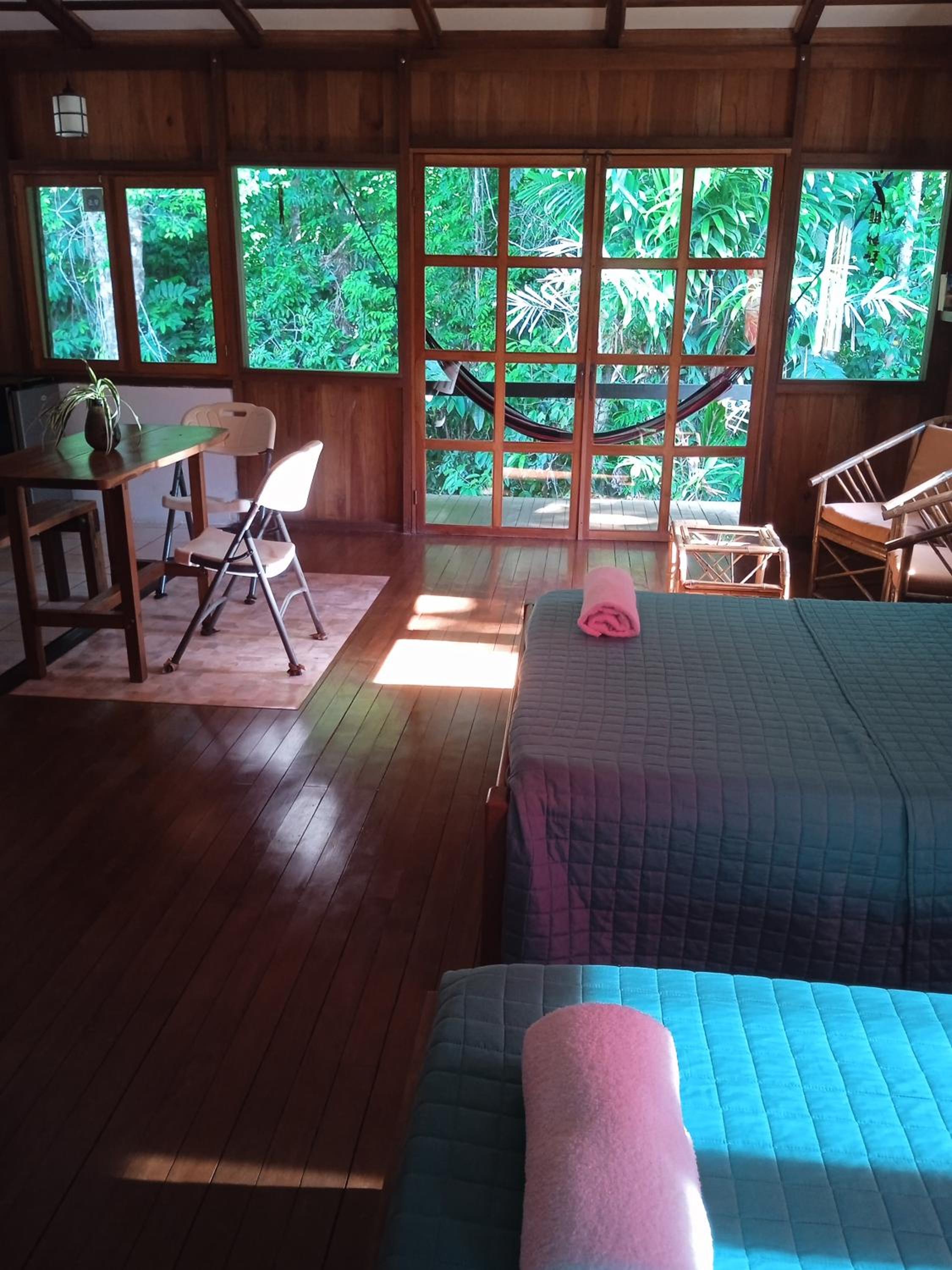 Cabañas Bajo Bosque Drake