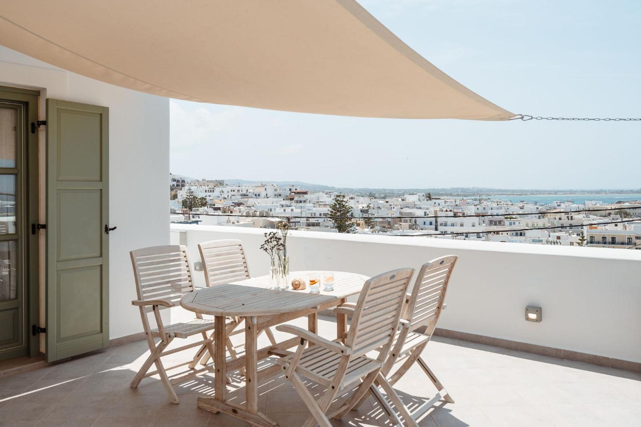 Kastro suite photo 3