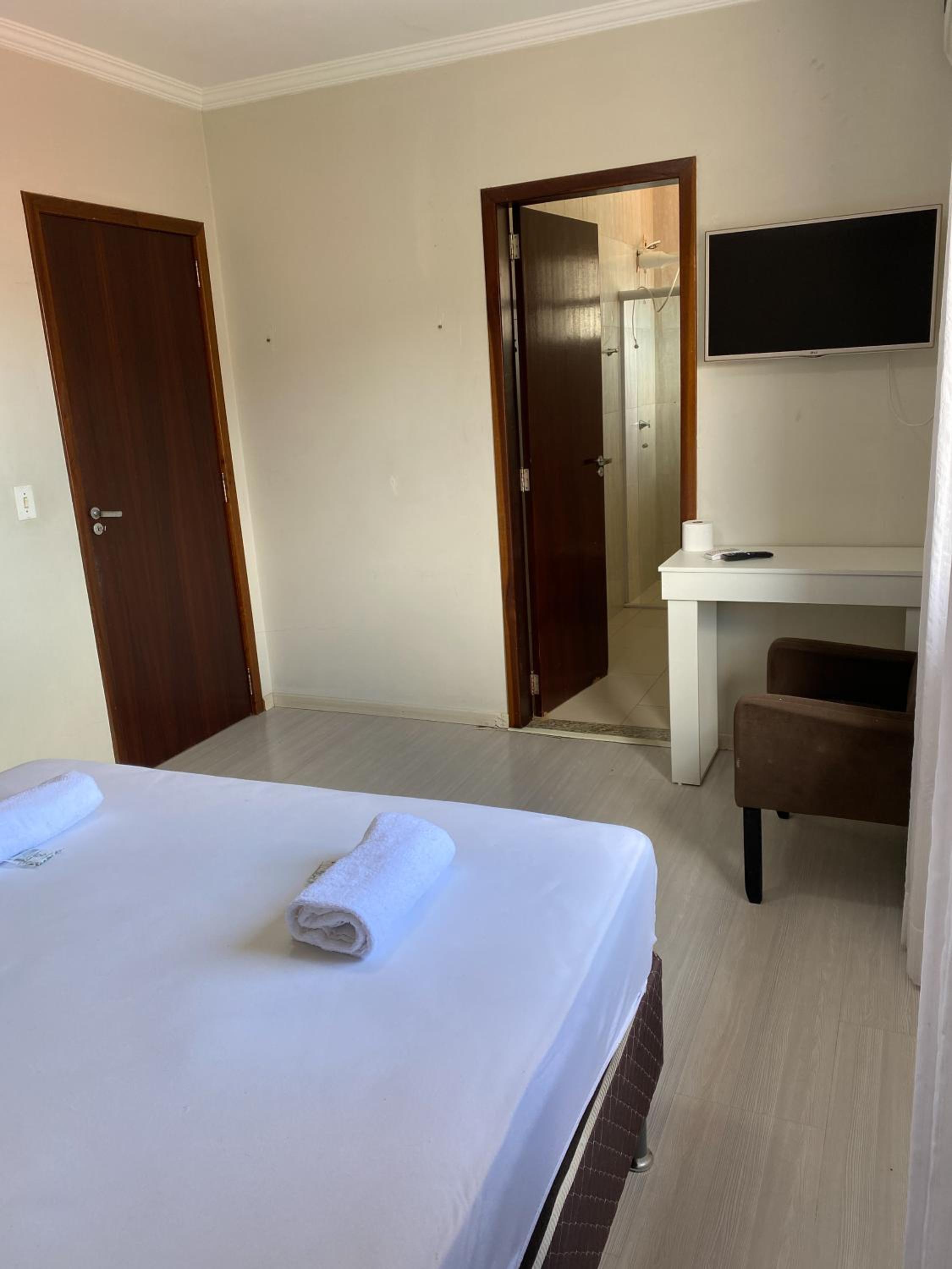 Pousada Rara House