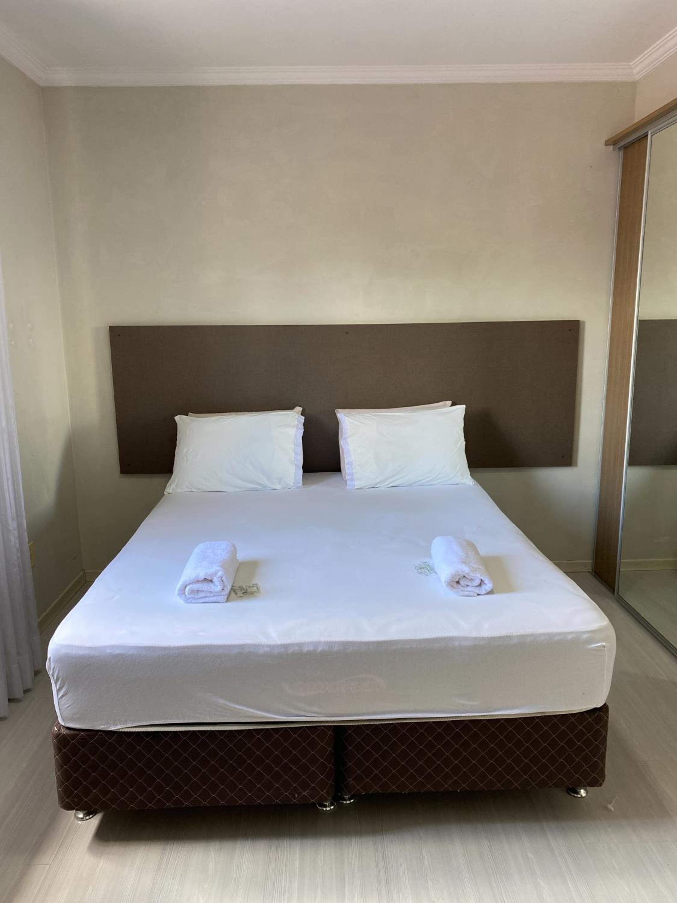 Pousada Rara House