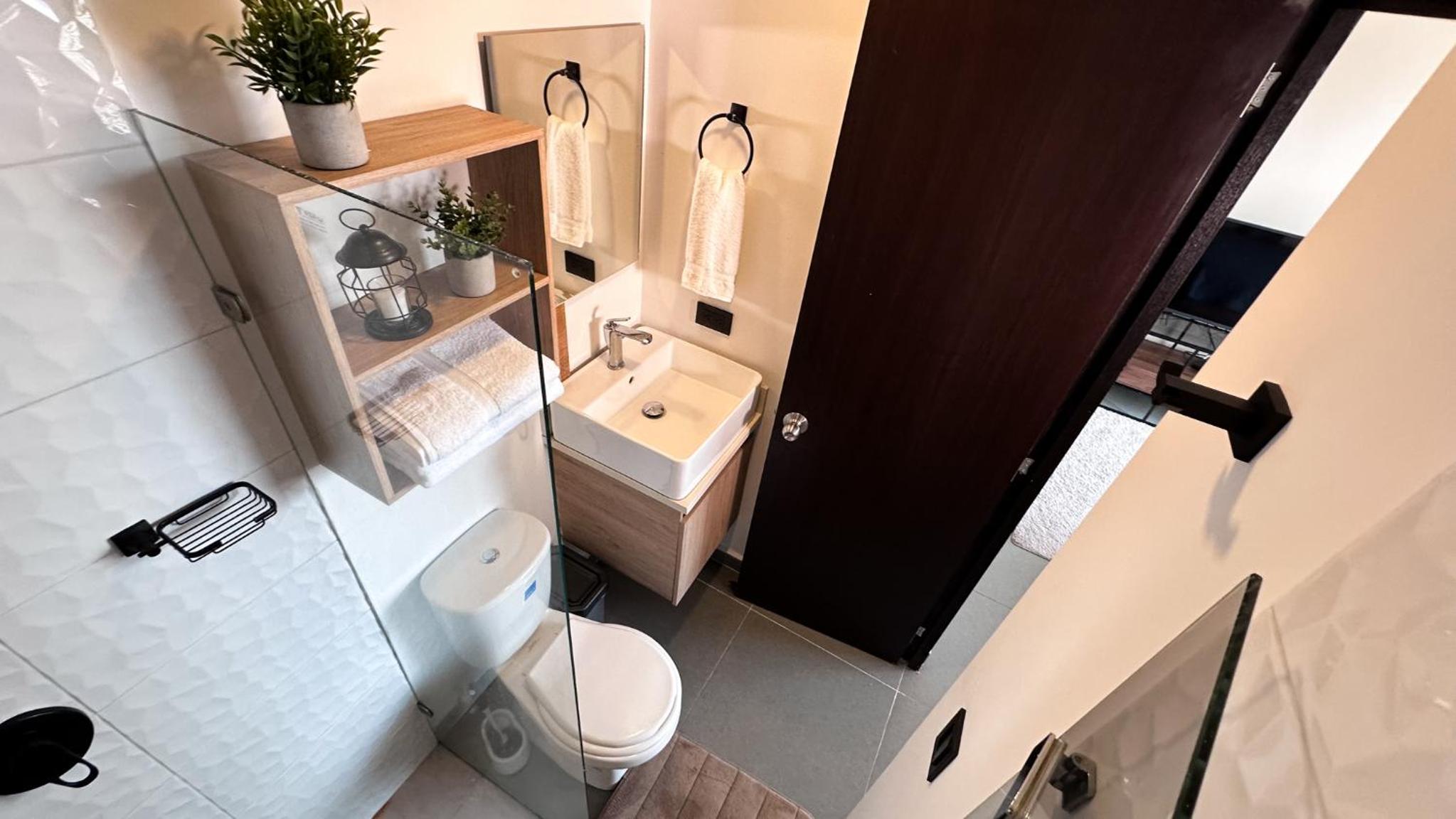 Elegante y moderno apt cerca del tesoro y Provenza by Hoost