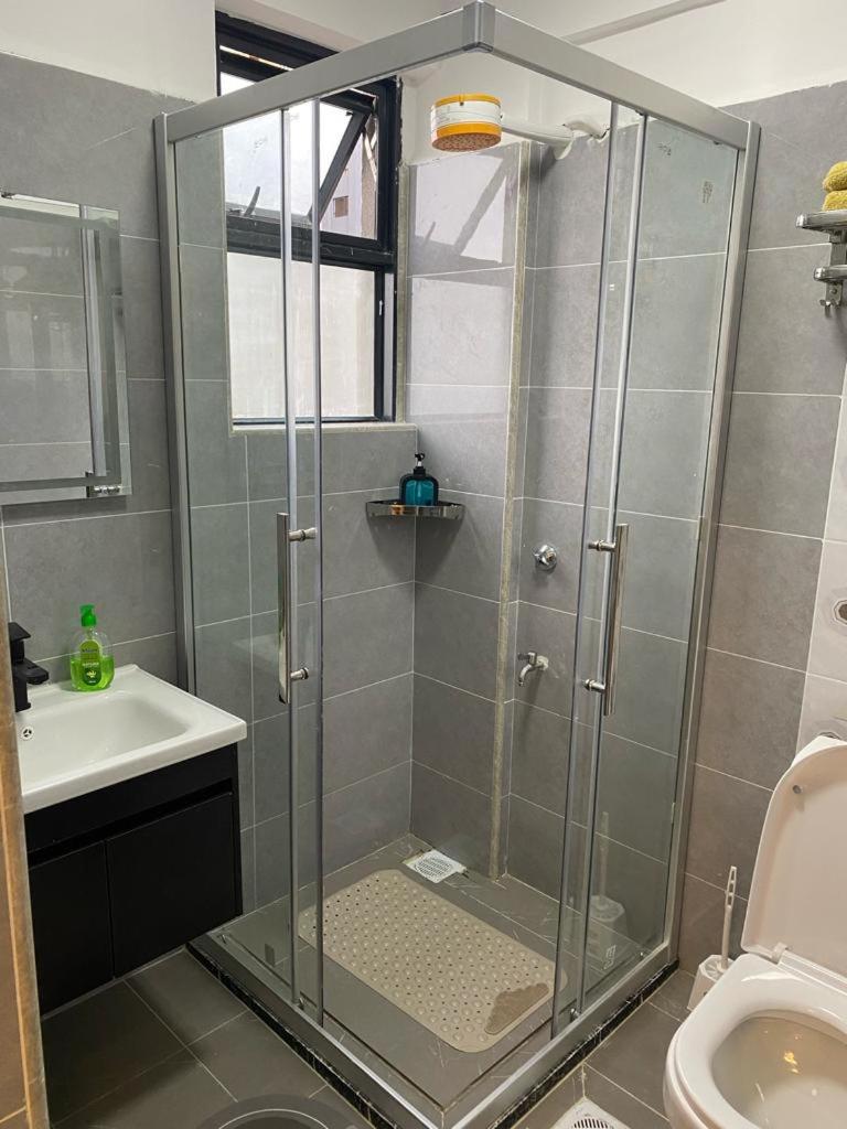 Exquisite Urban Apartment in Kilimani by The Manna Stays view 4