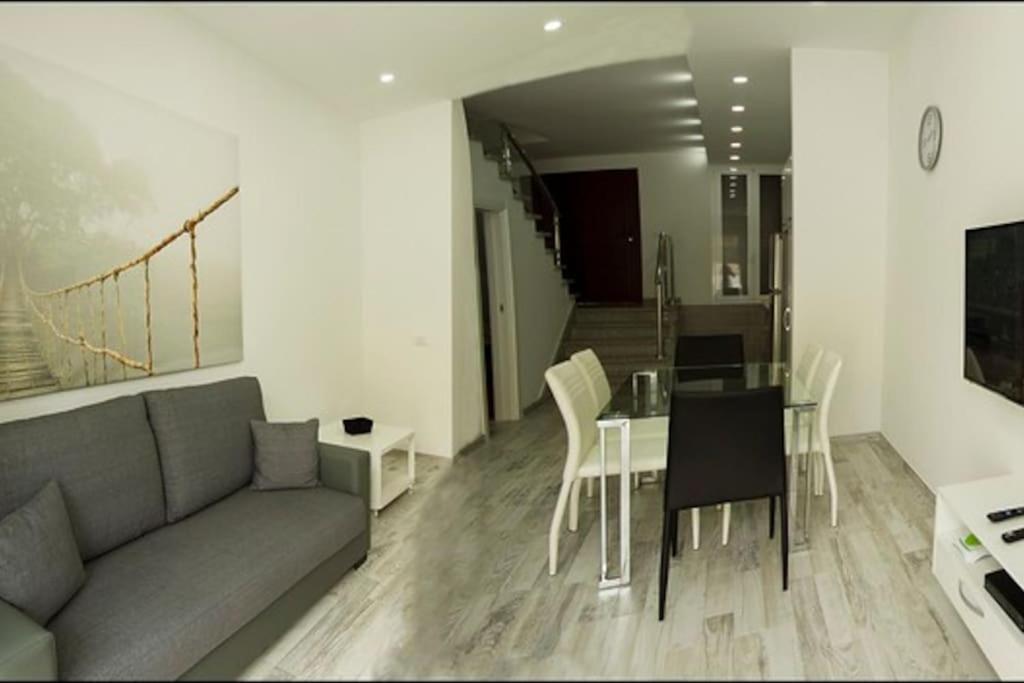 Renovated Villa in Las Americas Sea Coast