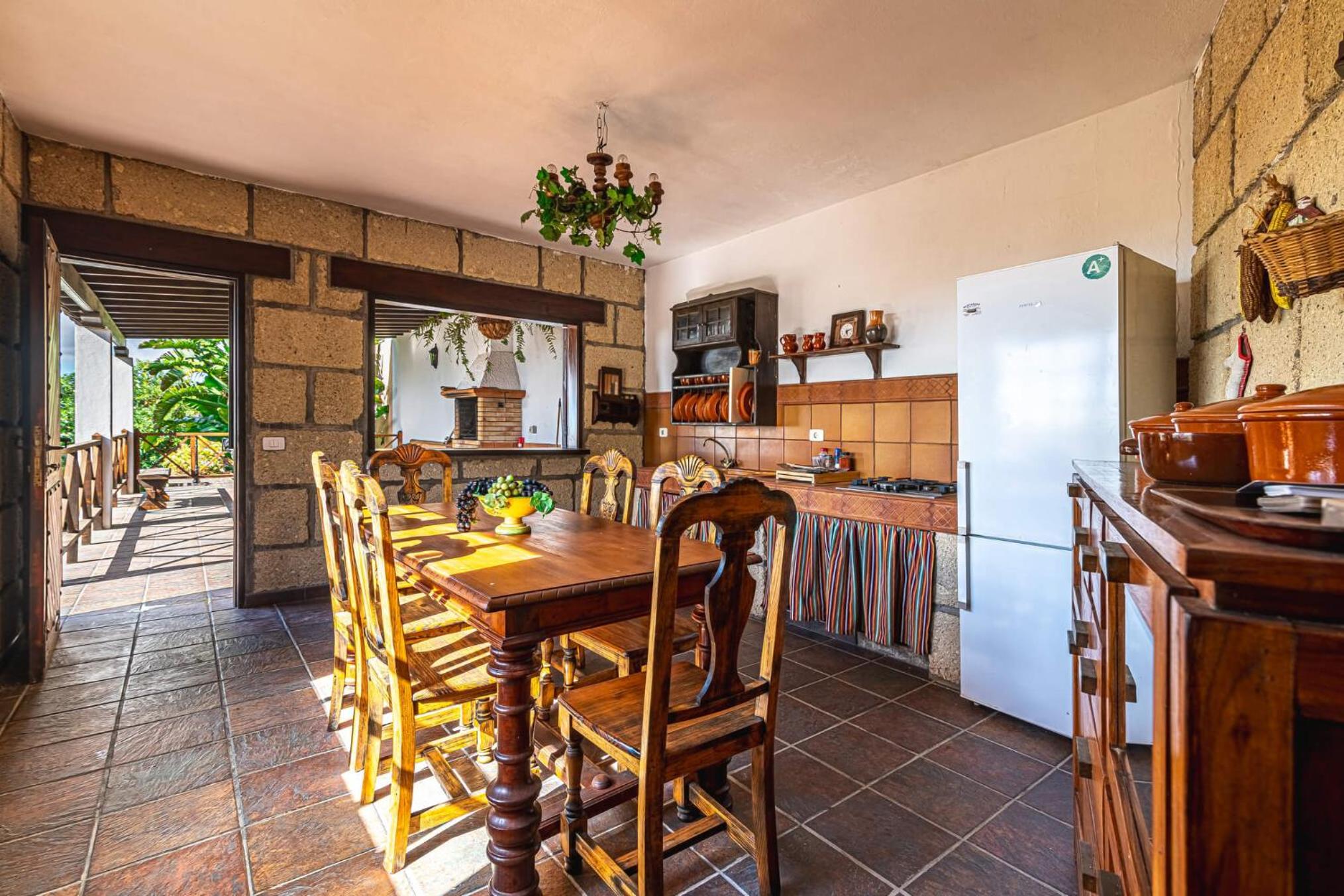 Villa Aurora with Heated Pool