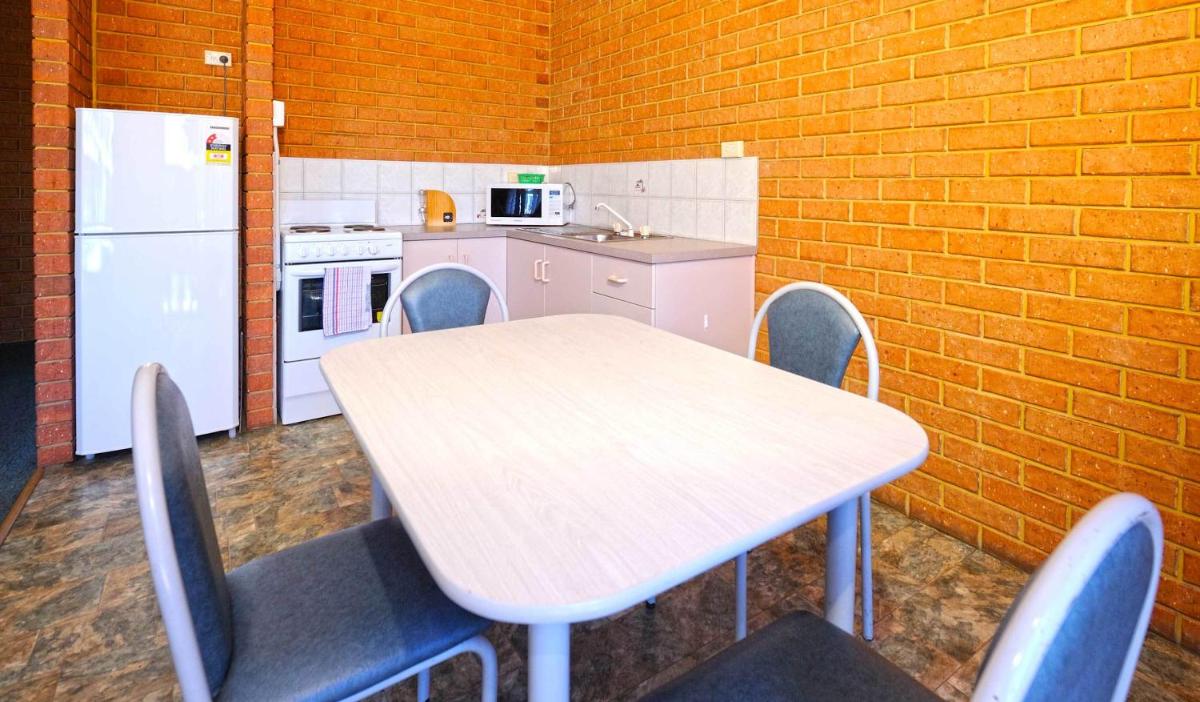 Abrolhos Reef Lodge