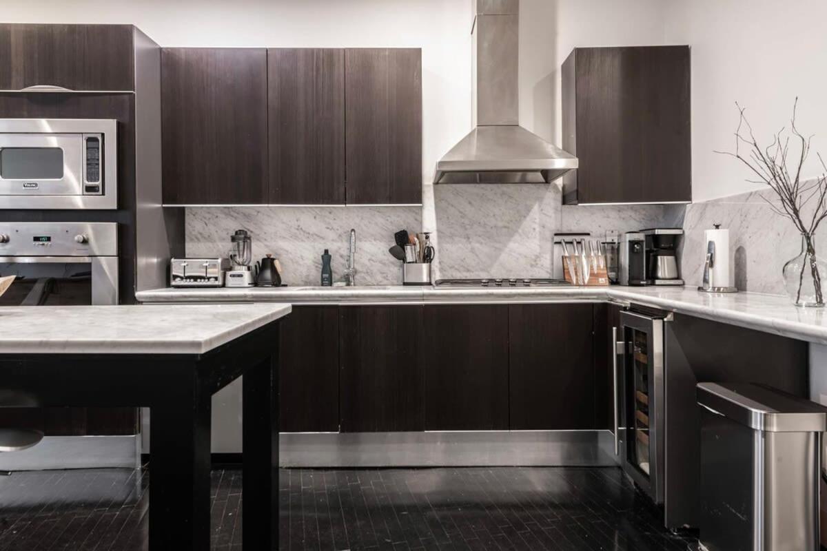 Waverly Lane by Rove Travel 3 BR Chelsea Apt