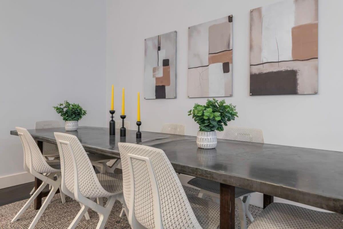 Waverly Lane by Rove Travel 3 BR Chelsea Apt