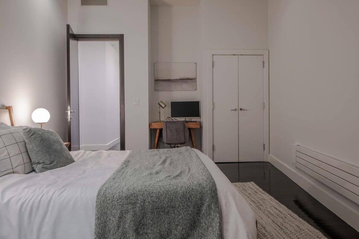 Waverly Lane by Rove Travel 3 BR Chelsea Apt