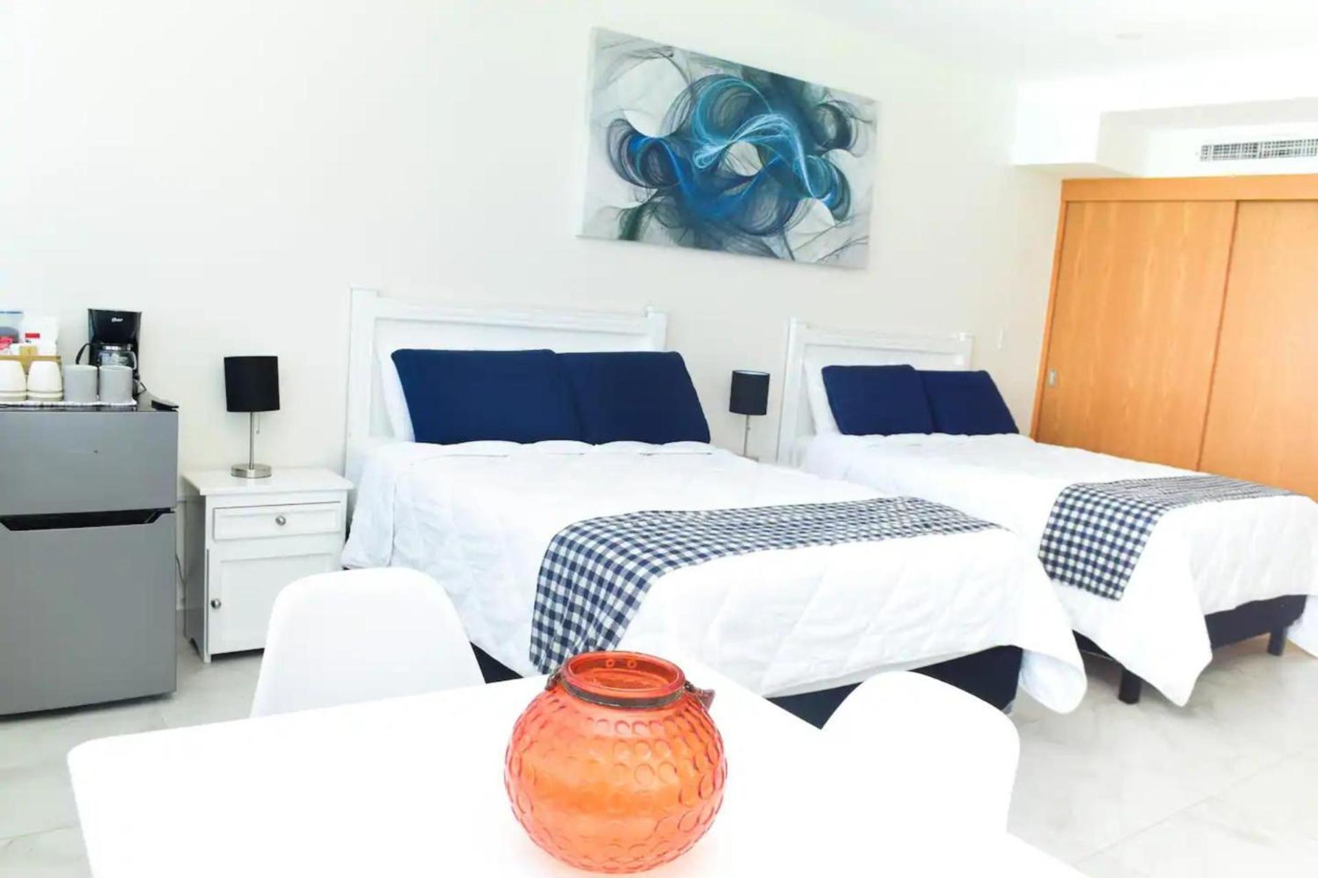 Oceanfront Studio, Magnificent Views