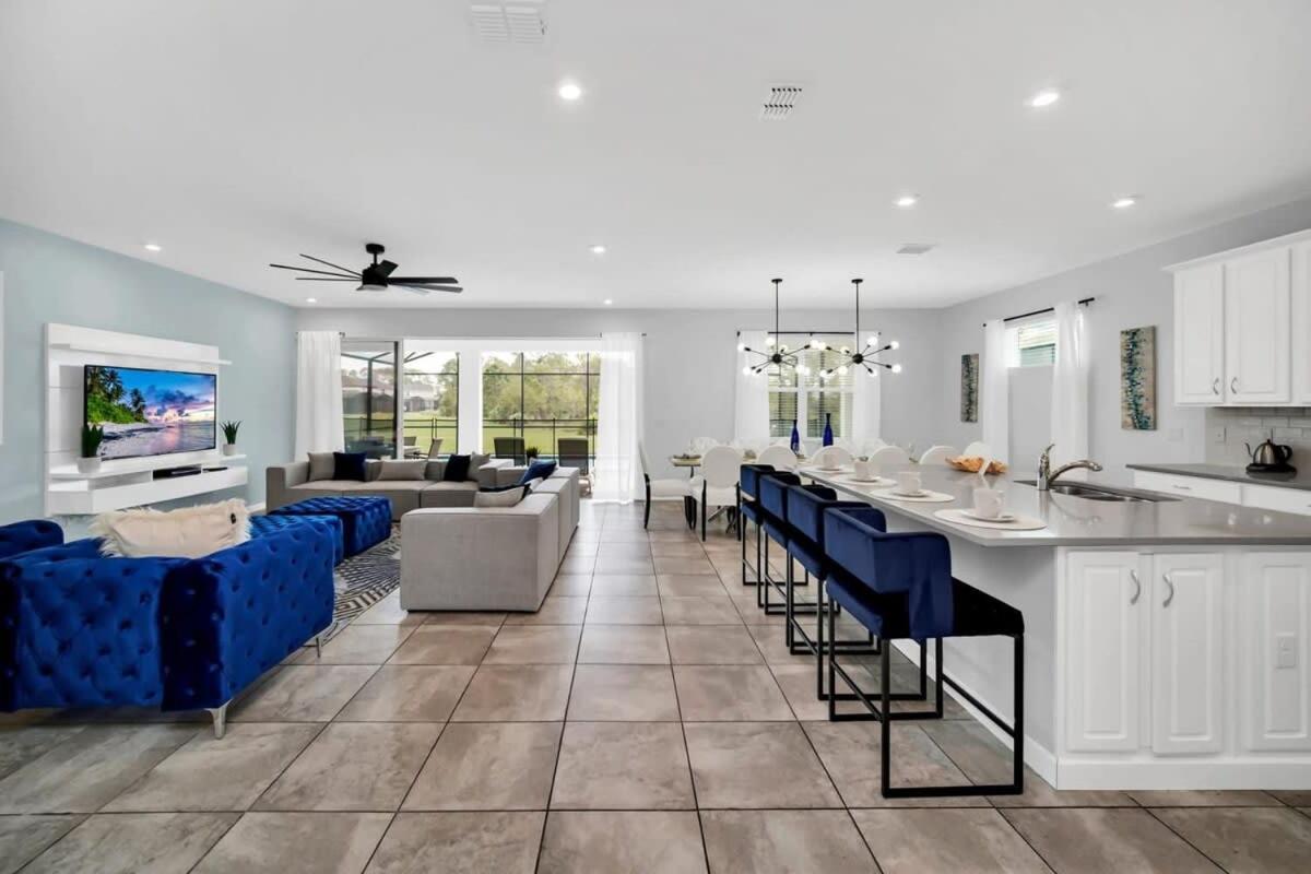 Luxury Villa SOUTH Facing Pool No Rear Neighbors Themed rooms theatre & Game Room #8SO8956