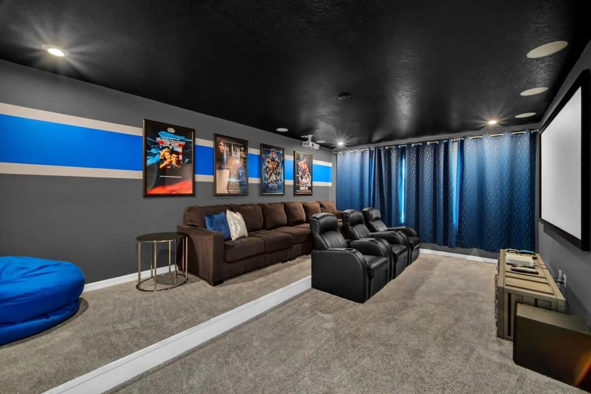 Luxury Villa SOUTH Facing Pool No Rear Neighbors Themed rooms theatre & Game Room #8SO8956