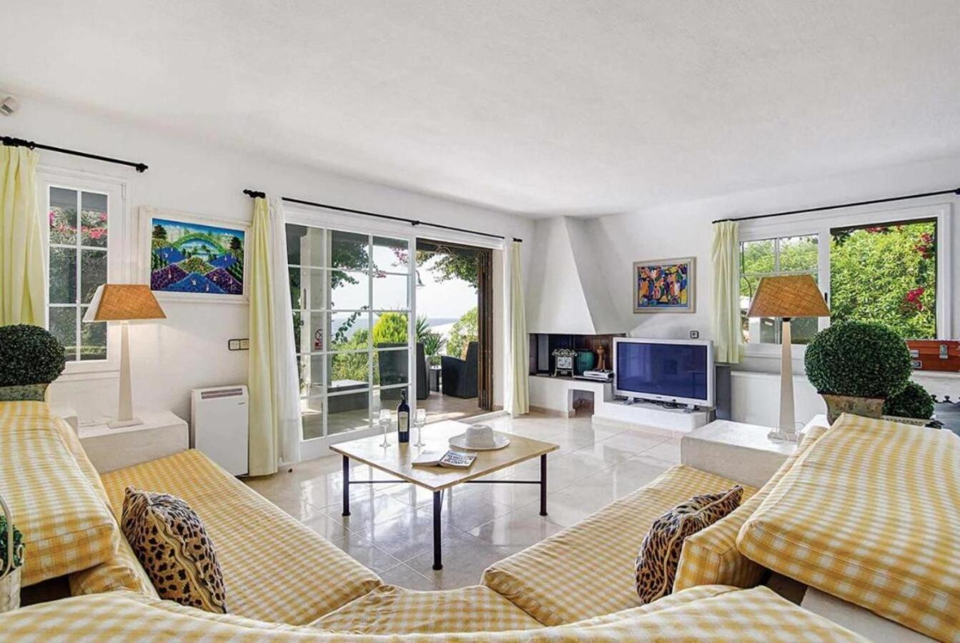 Villa Victoria by Escape Home