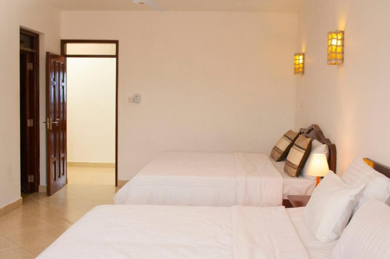 Lux Suites Lamera Beachfront Apartments