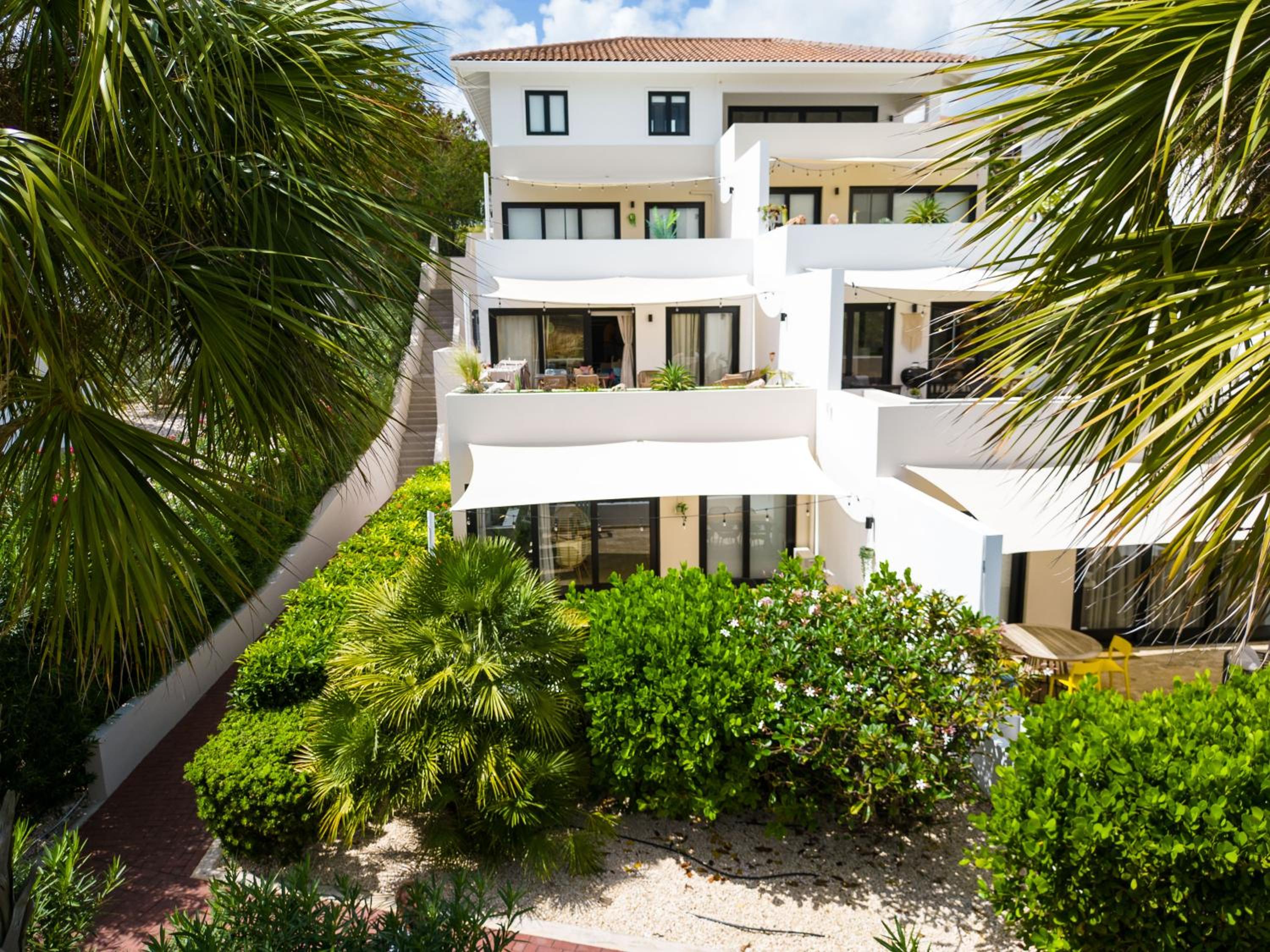 Blue Bay Resort luxury apartment Palm View