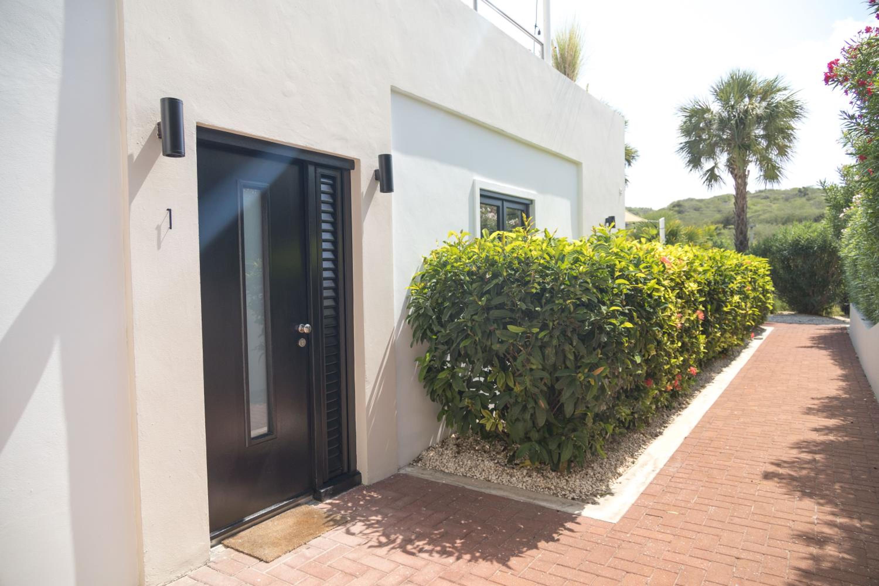 Blue Bay Resort luxury apartment Palm View