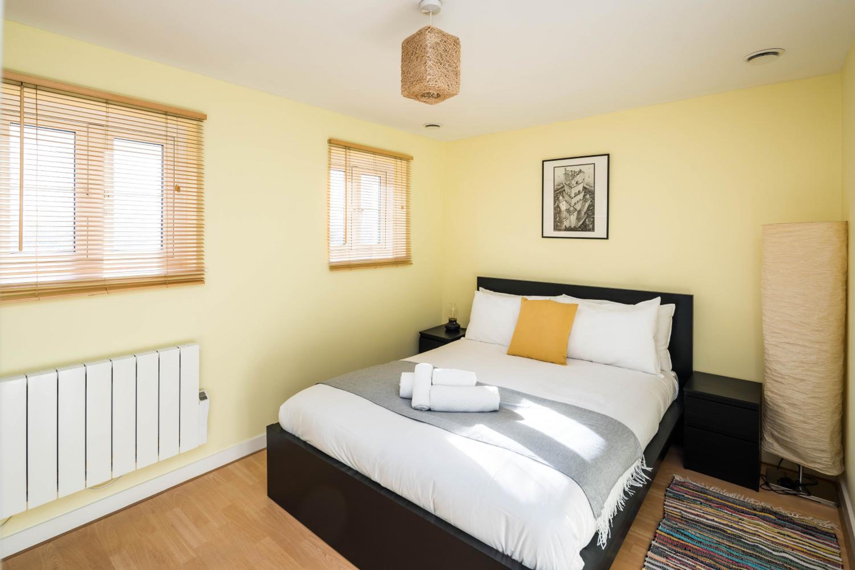 Fantastic Stay In Canary Wharf - 2 Bedrooms