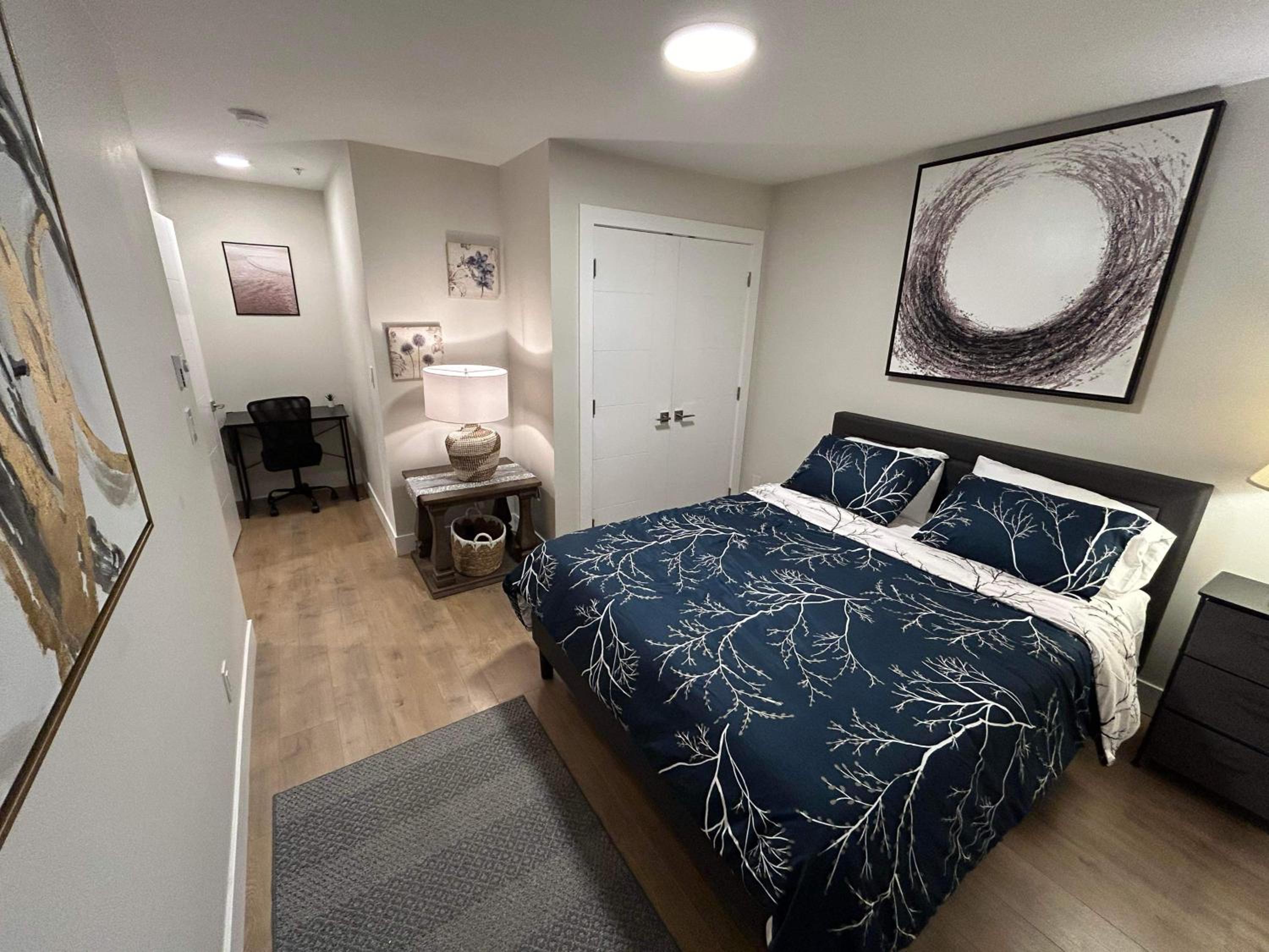 New, Spacious 2 Bedrooms in Downtown With Free Parking!