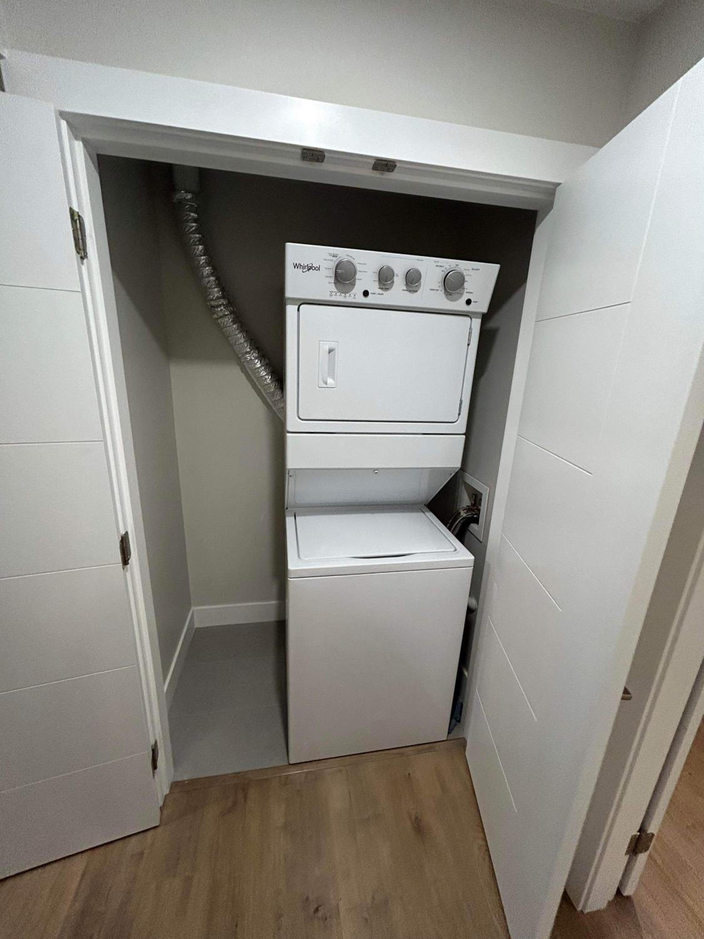 New, Spacious 2 Bedrooms in Downtown With Free Parking!