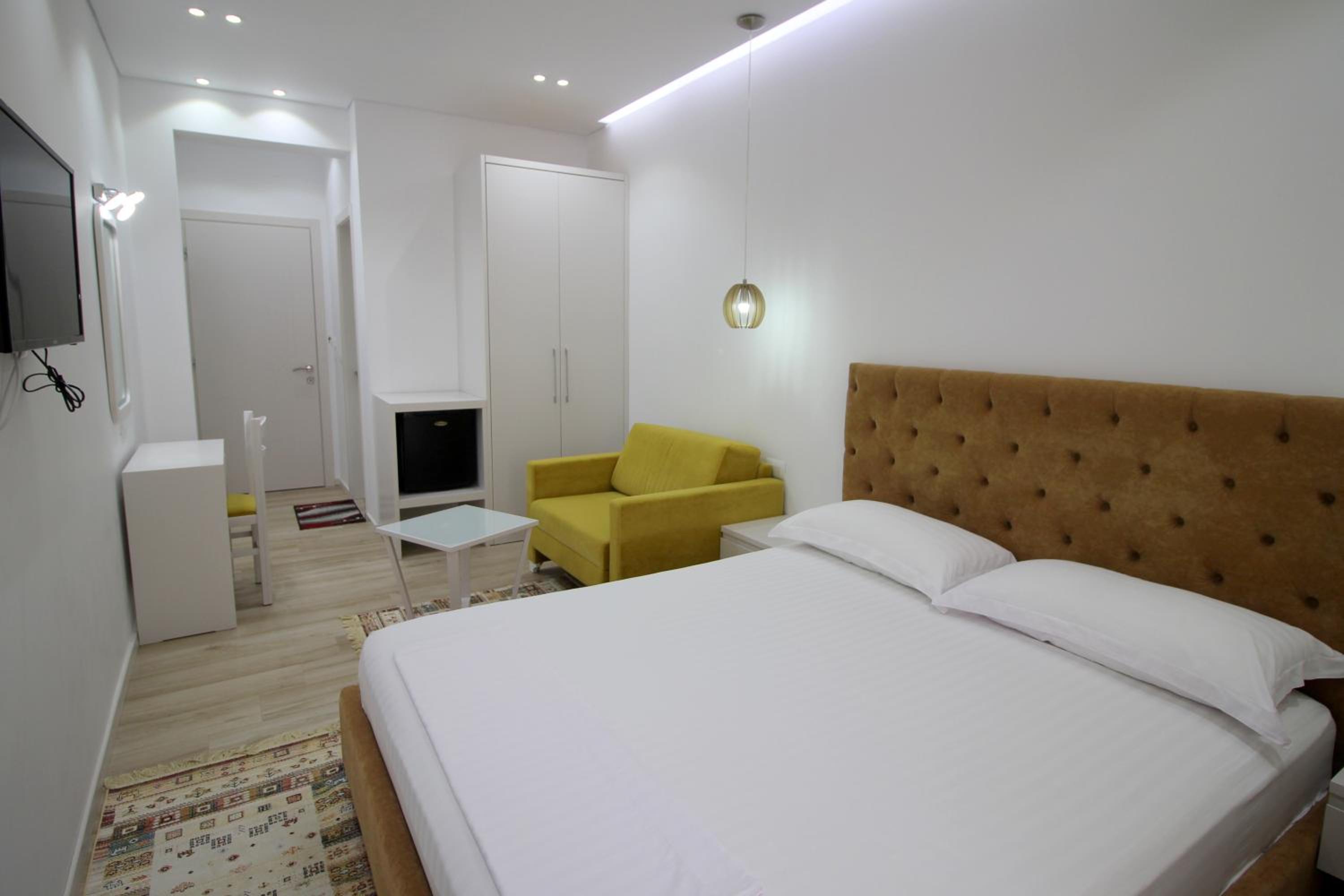 Elena Hotel