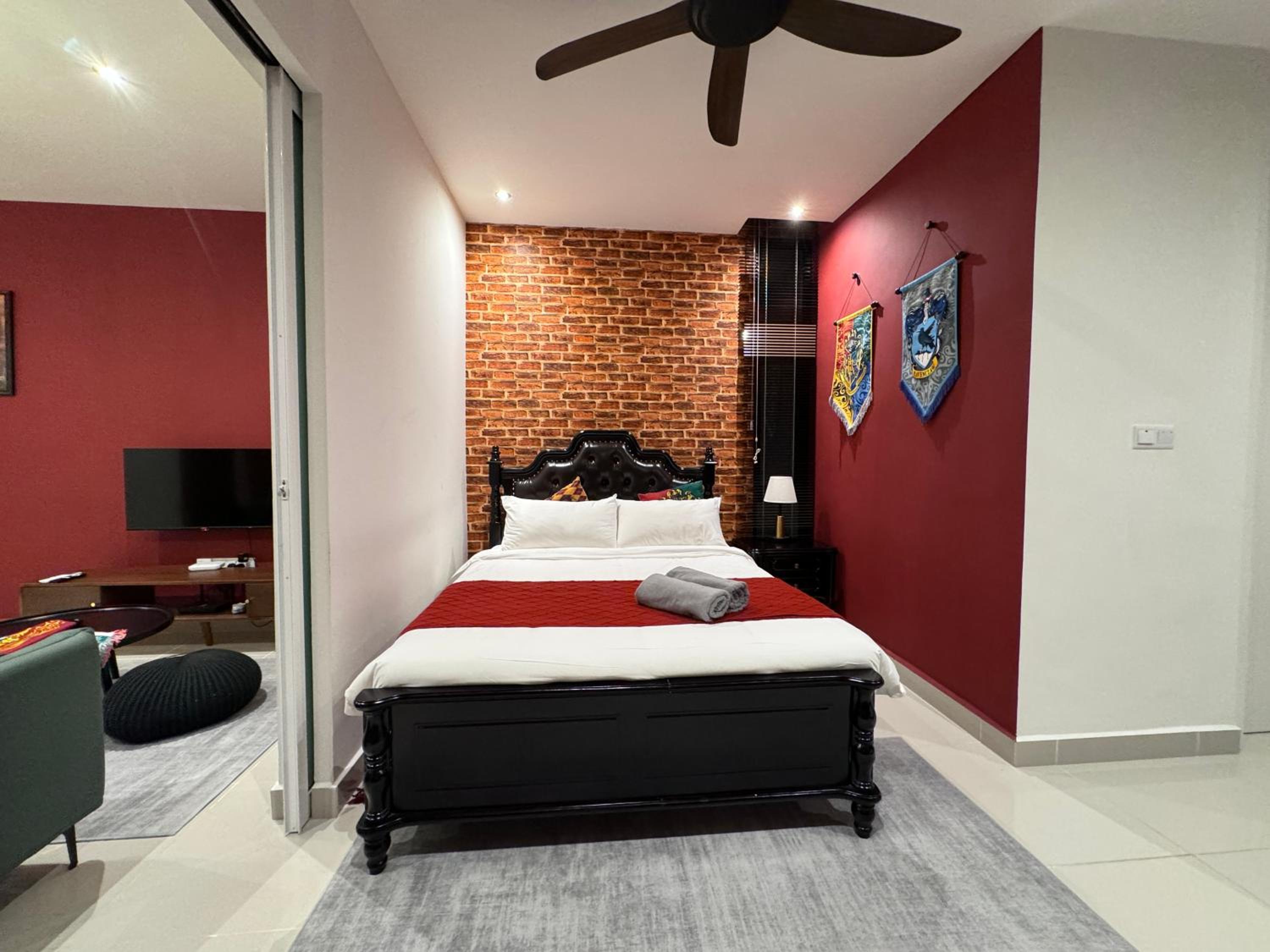 THE SHORE KOTA KINABALU 5Pax Family Room photo 4