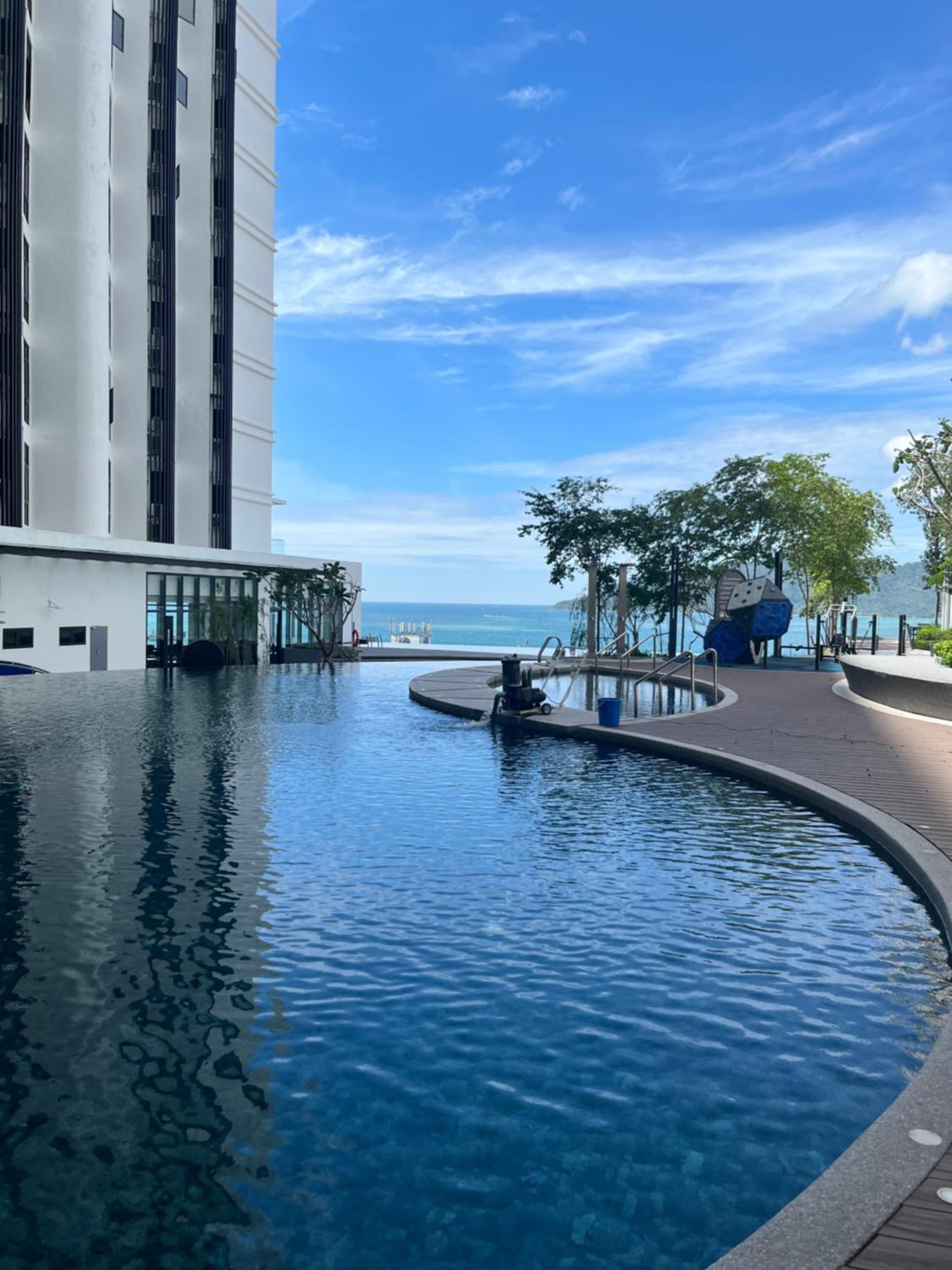 THE SHORE KOTA KINABALU 5Pax Family Room photo 6