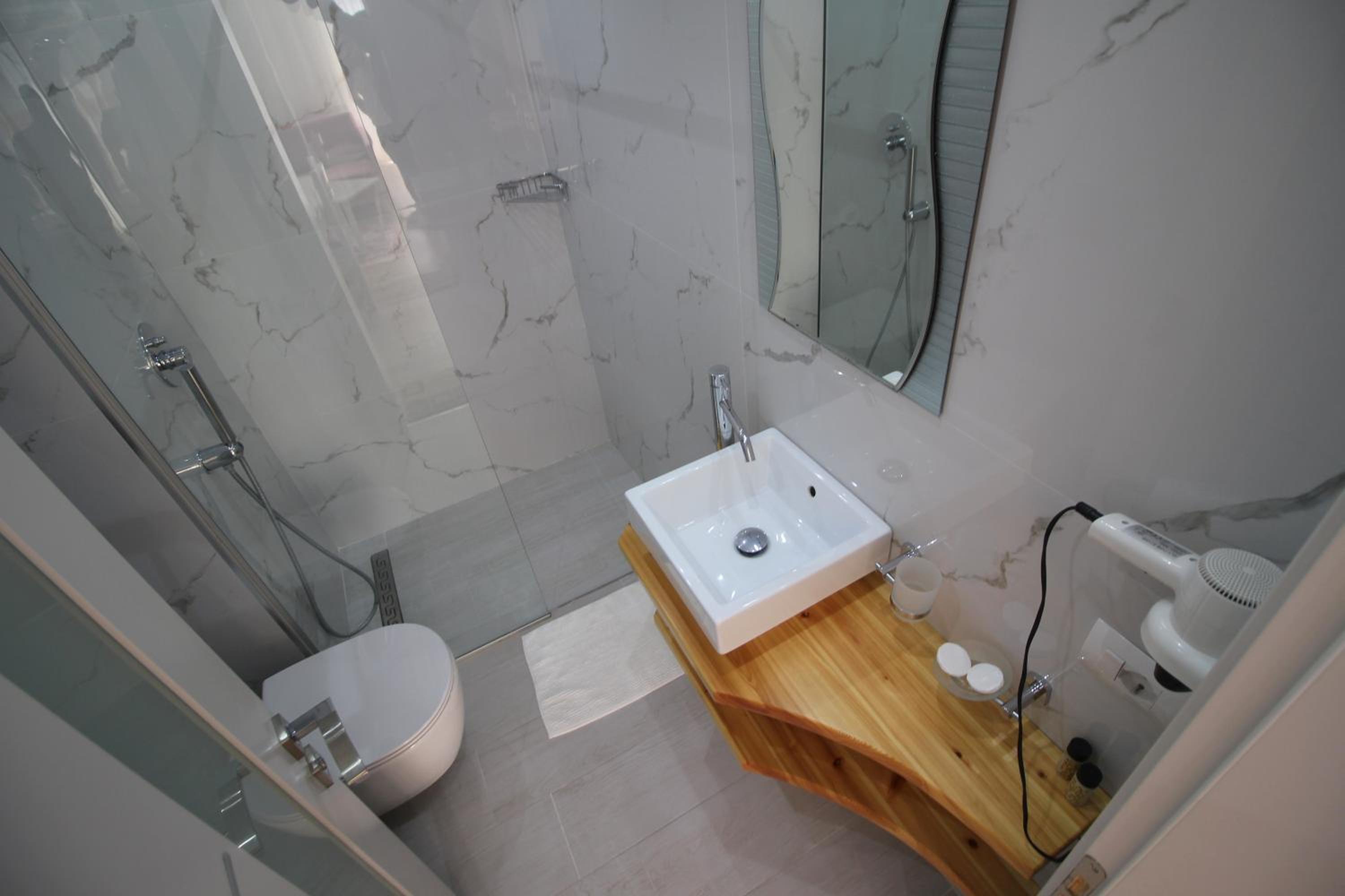 Elena Hotel