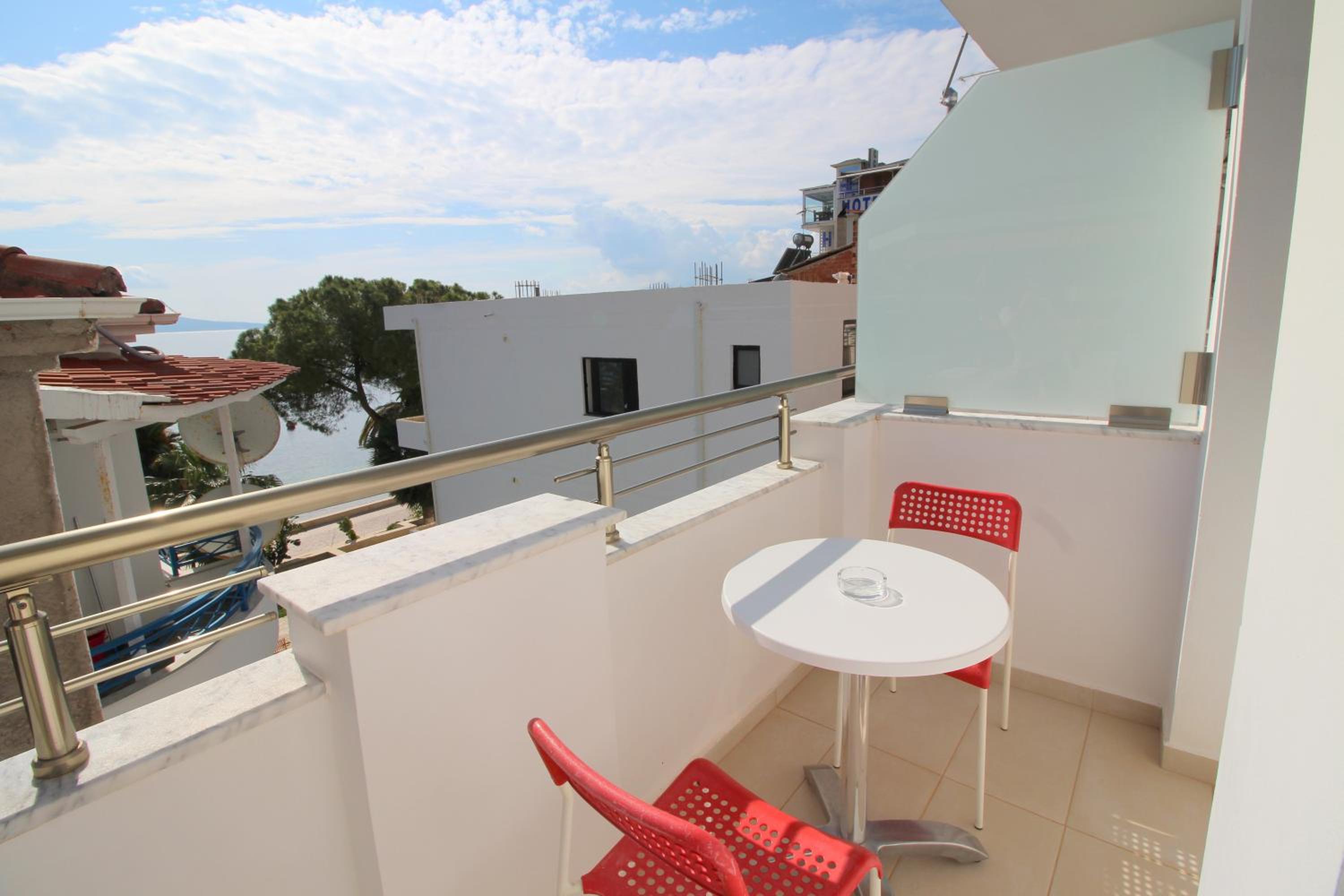 Elena Hotel