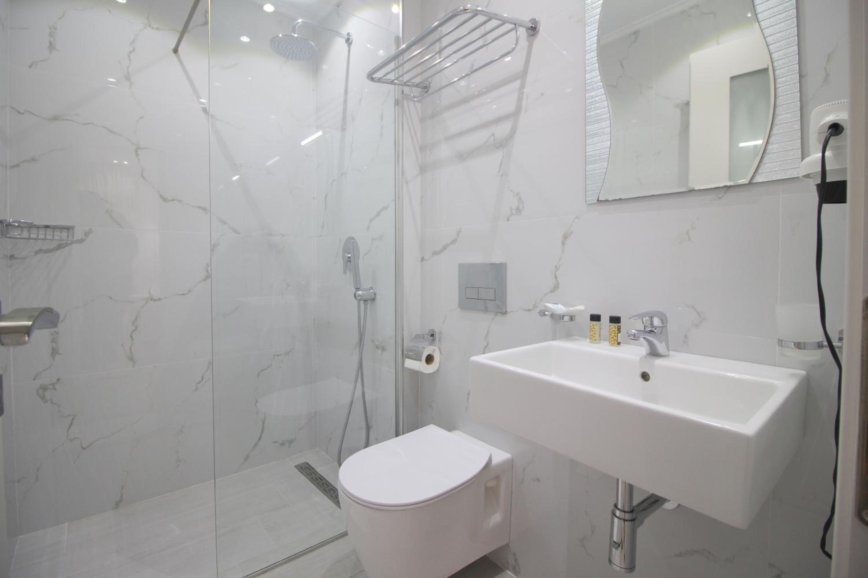 Elena Hotel