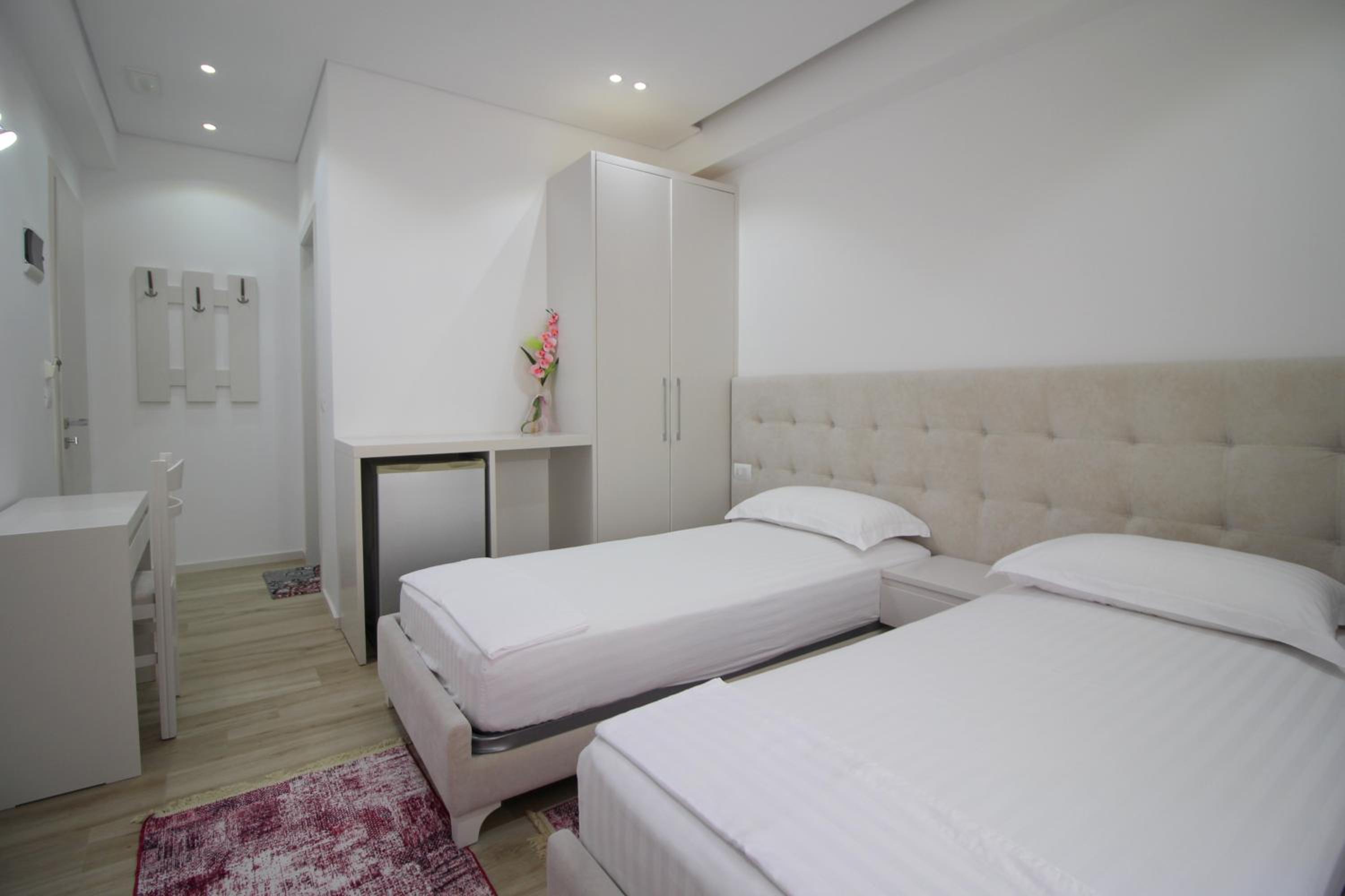 Elena Hotel