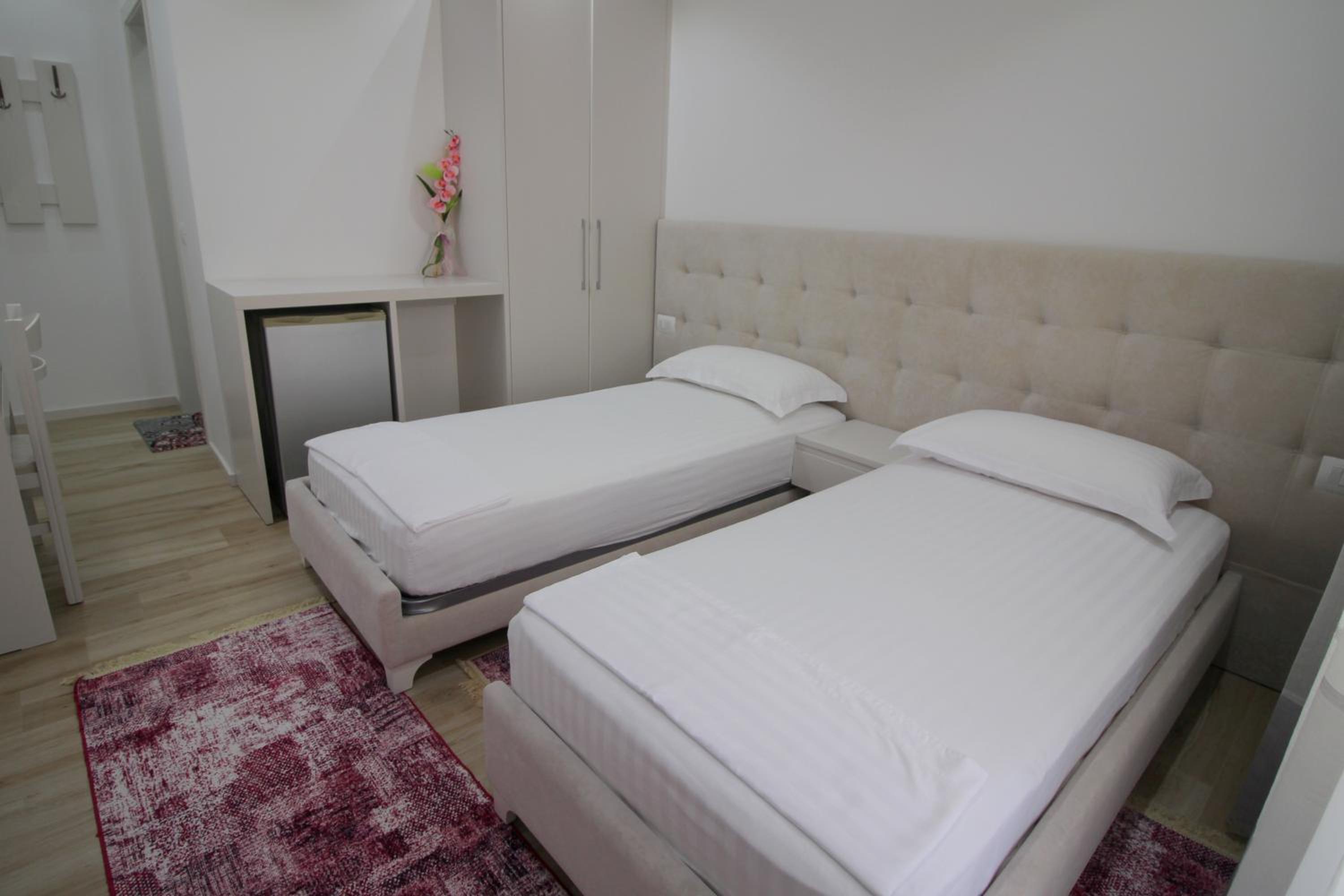 Elena Hotel