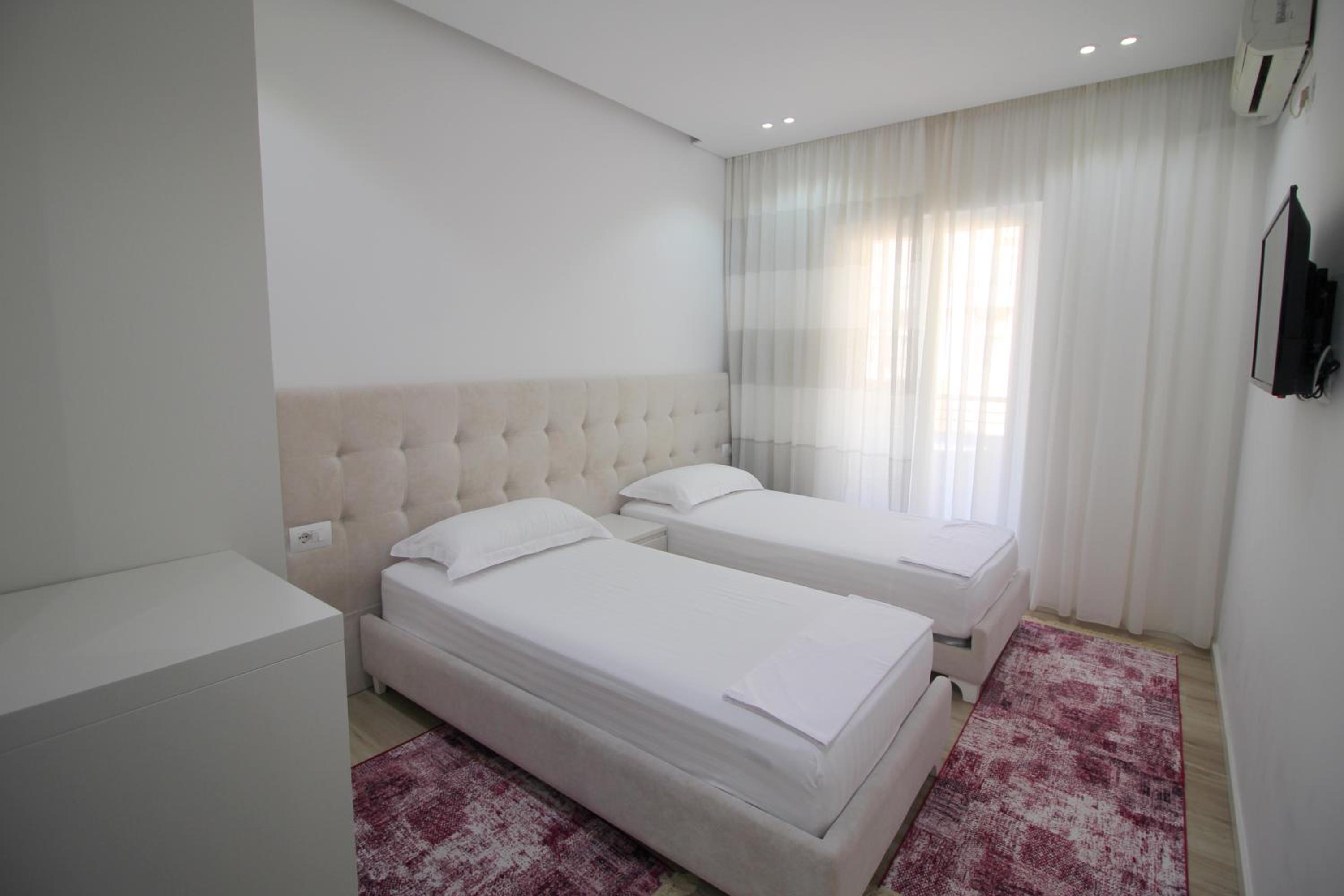 Elena Hotel