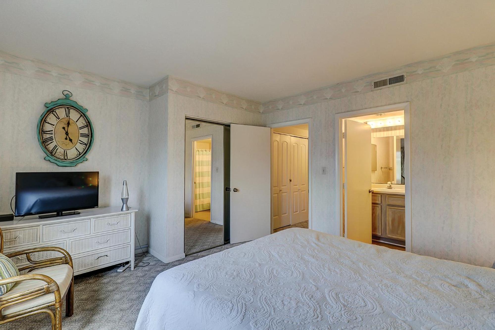 Shorewood 439