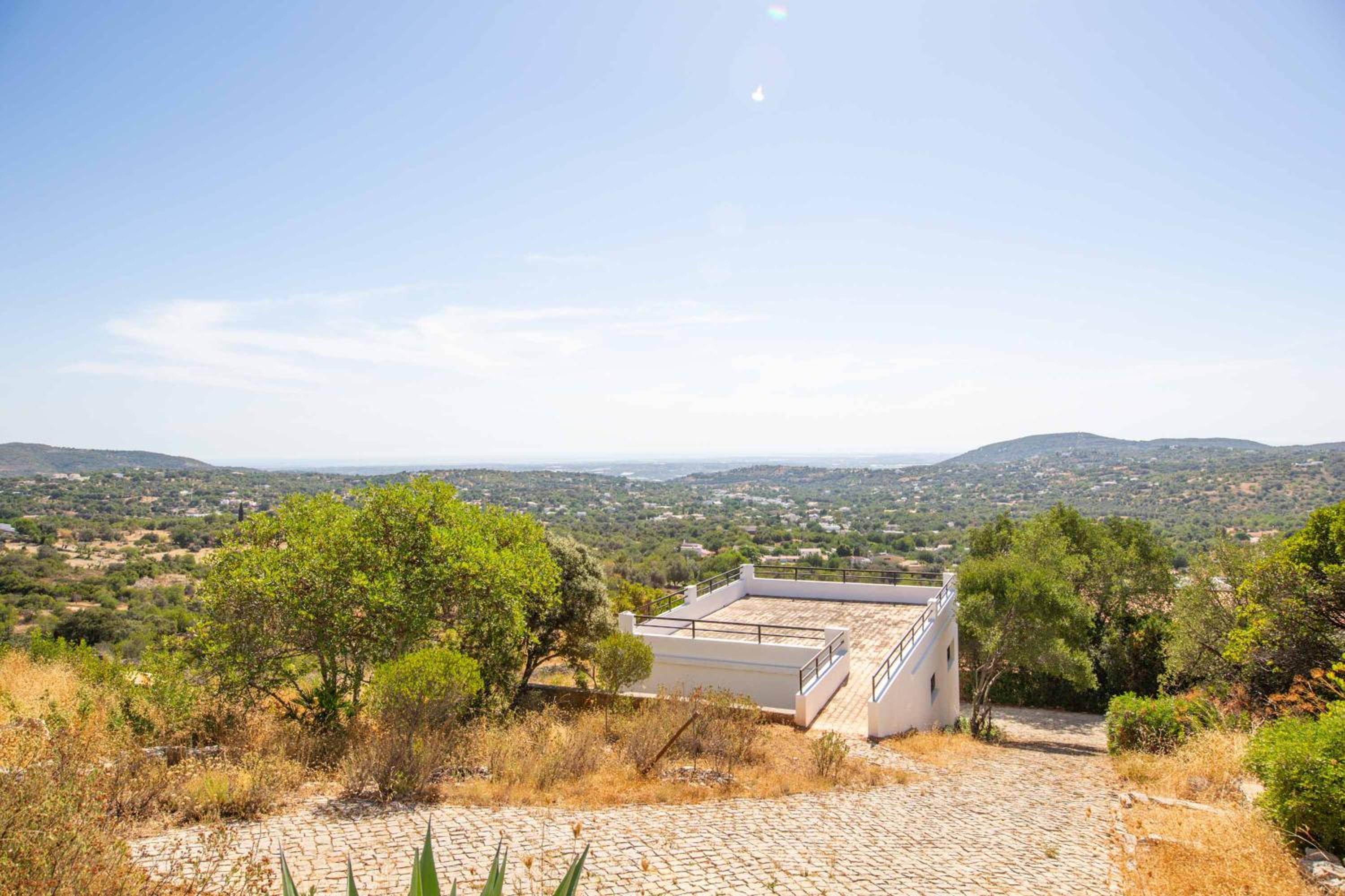 Villa Jacaranda Bordeira view 5