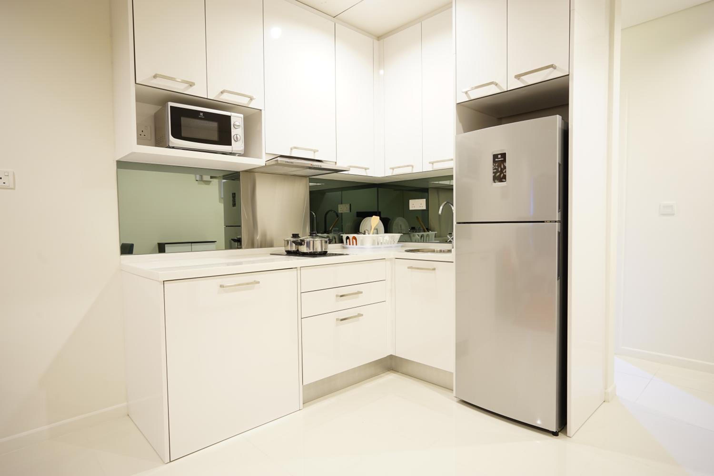 Summer Suites Residences by Subhome