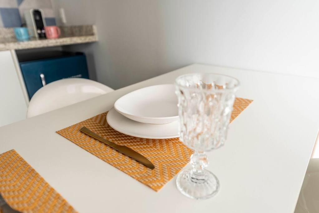 93 New Studio, spacious design near Paulista Av