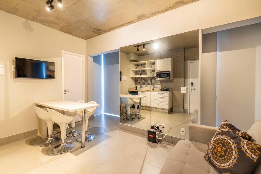 93 New Studio, spacious design near Paulista Av