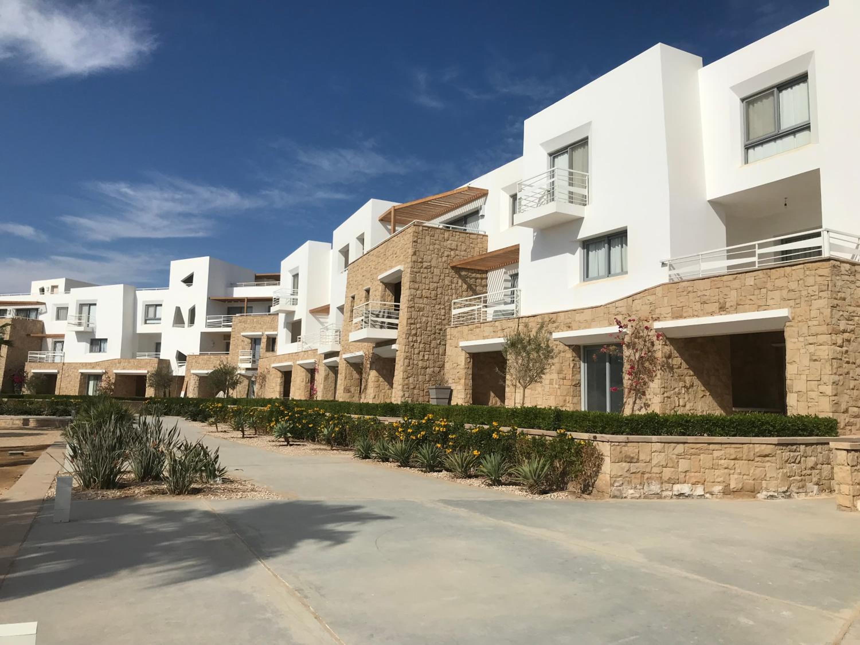 El Gouna Swan Lake I Direct Lake View I 3 Master Bedrooms Chalet view 2