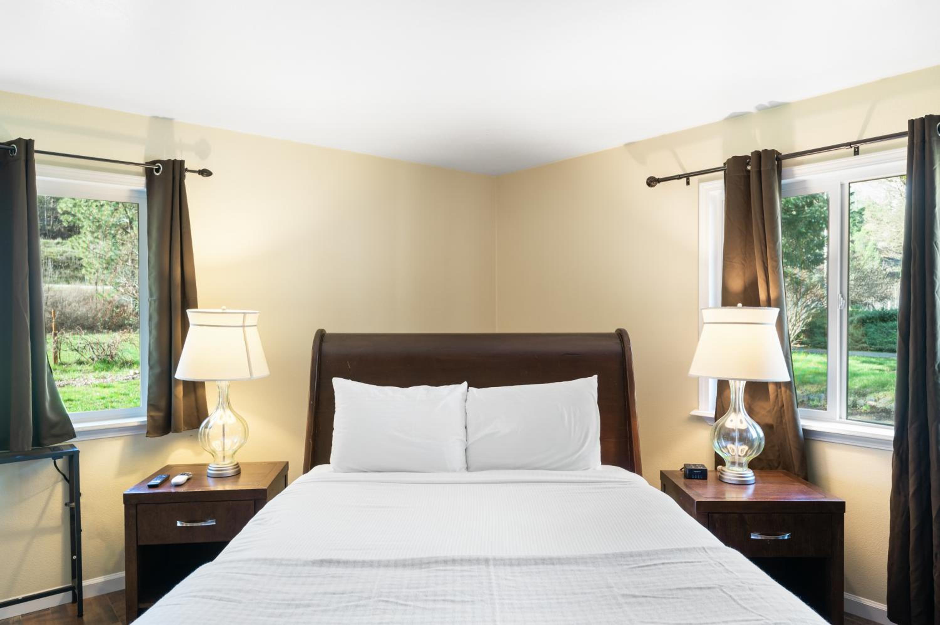 Indian Creek Lodge