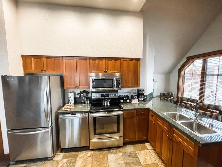 Hyatt Main Street Station - Mountain View 3 Bedroom view 5