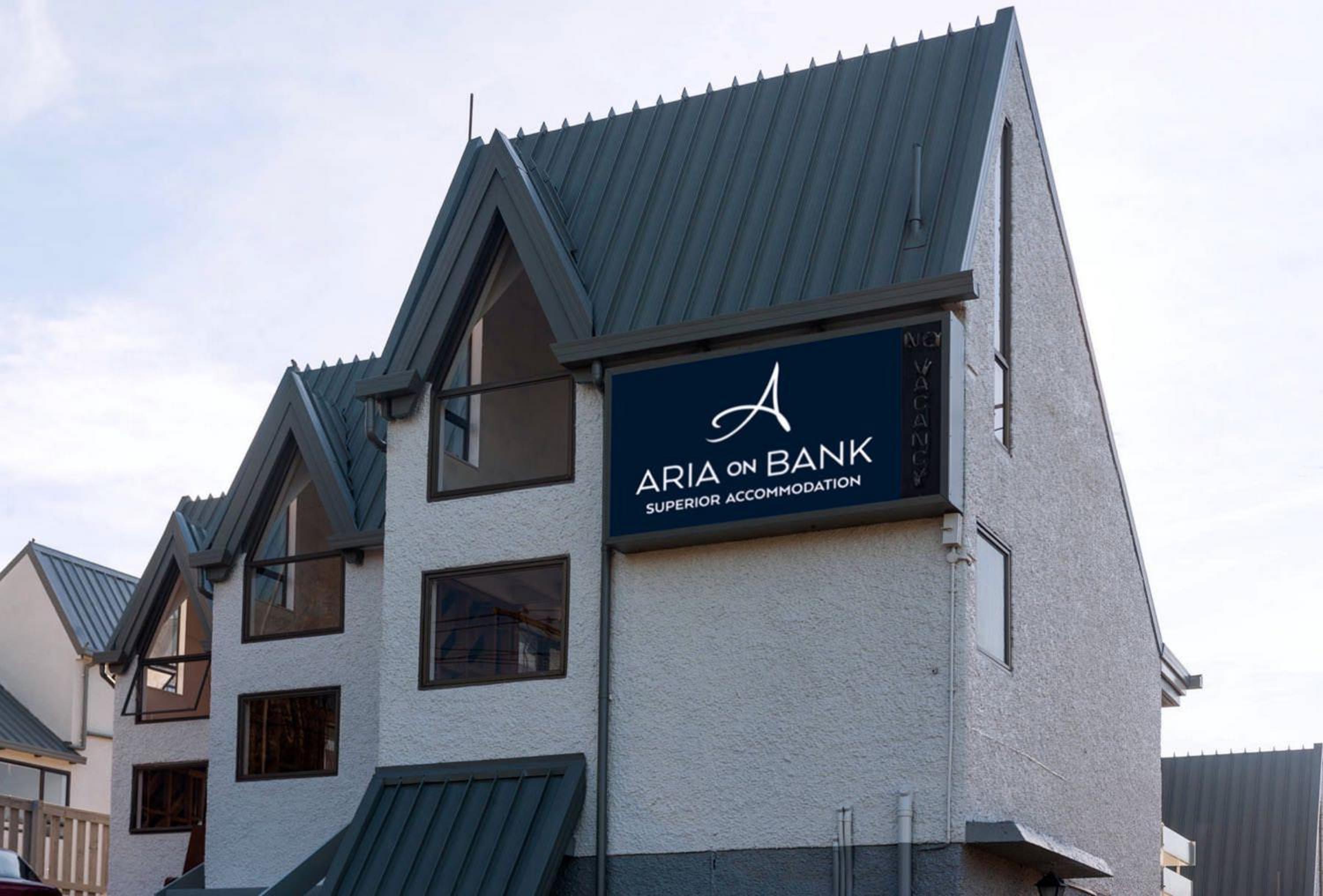 Aria on Bank